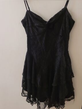Black Lace Tiered Dress Medium